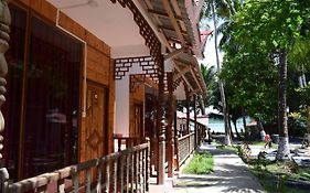 Sundaze Beach Resort